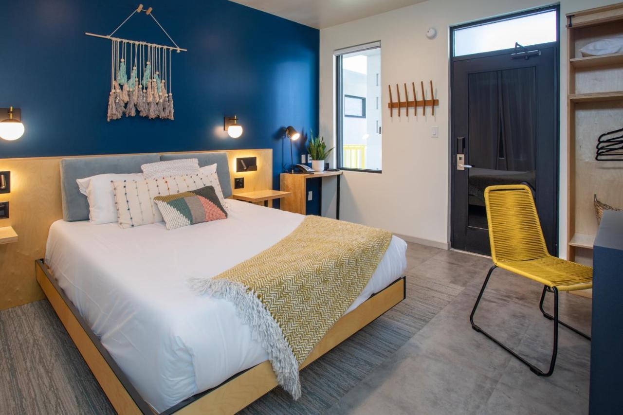 The Monterey Motel Албукерке Екстериор снимка