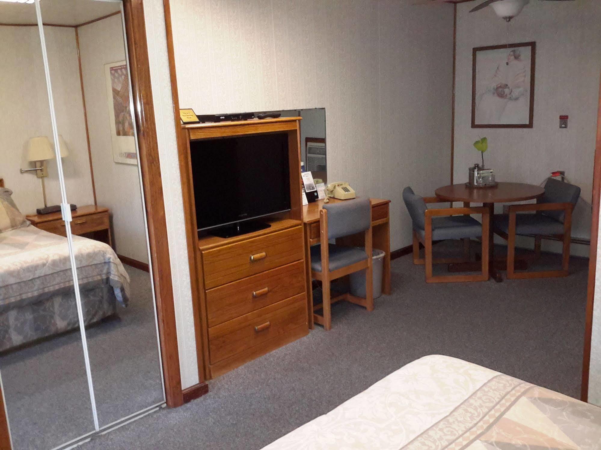 The Monterey Motel Албукерке Екстериор снимка
